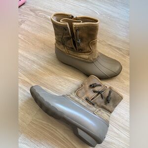 Sperry Saltwater Waterproof Duck Boots Tan/Taupe 8.5